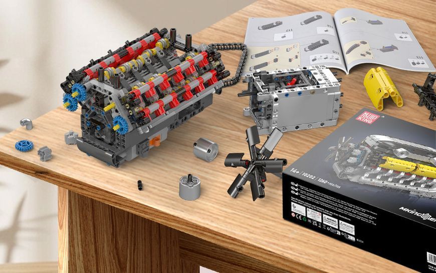 Конструктор двигун і коробка Lambo V12 1260 деталей Mould King Mking Engine 10202 F5169 фото