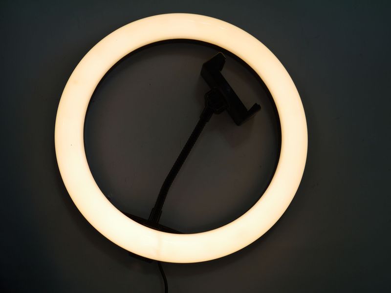 Світлодіодна кільцева LED лампа діаметр 26 см Ring Fill Light ZD666 4459 фото