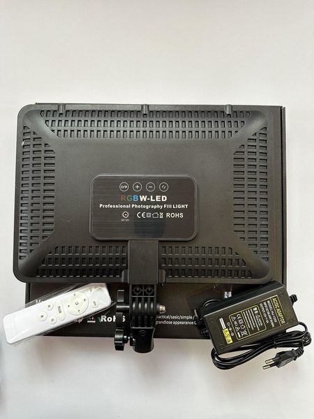 Светодиодная RGB лампа 36х25 см Camera light PM-36 RGBW для фото и видео съемки 1370 фото