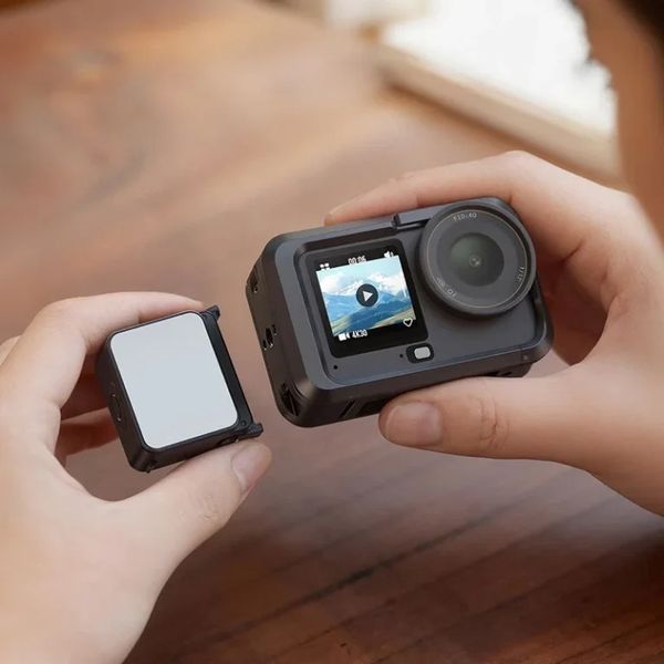 Накамерный свет для DJI Osmo Action 6/5/Nano быстросъемный IPX5 CRI 95+ 5600К Ulanzi LM24 5460 фото