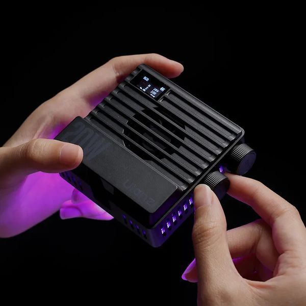 Накамерный свет RGB сверхмощный 20Вт CRI 95＋2500-9000К Ulanzi LE20 L090 фото
